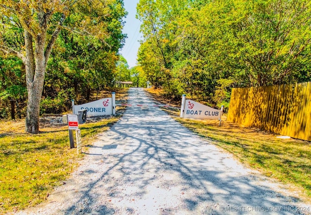 7386 Sooner Rd, Kingston, OK 73439 - view of road