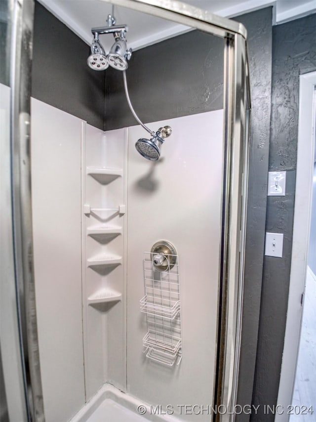 7386 Sooner Rd, Kingston, OK 73439 - bathroom with a stall shower
