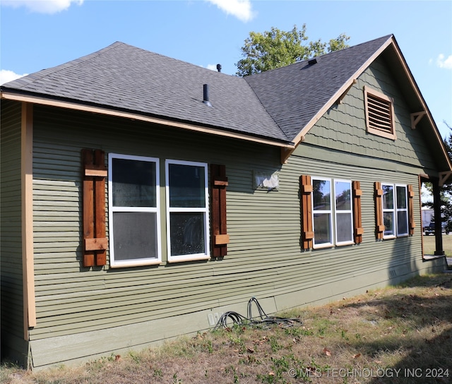 view of home's exterior