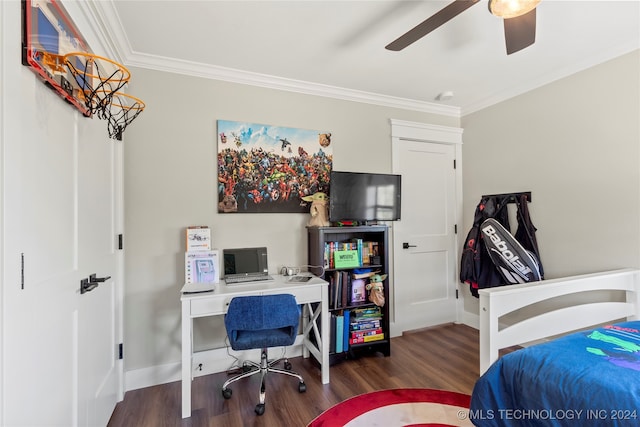 bedroom featuring ceiling fan, crown molding, and dark hardwood / wood-style flooring