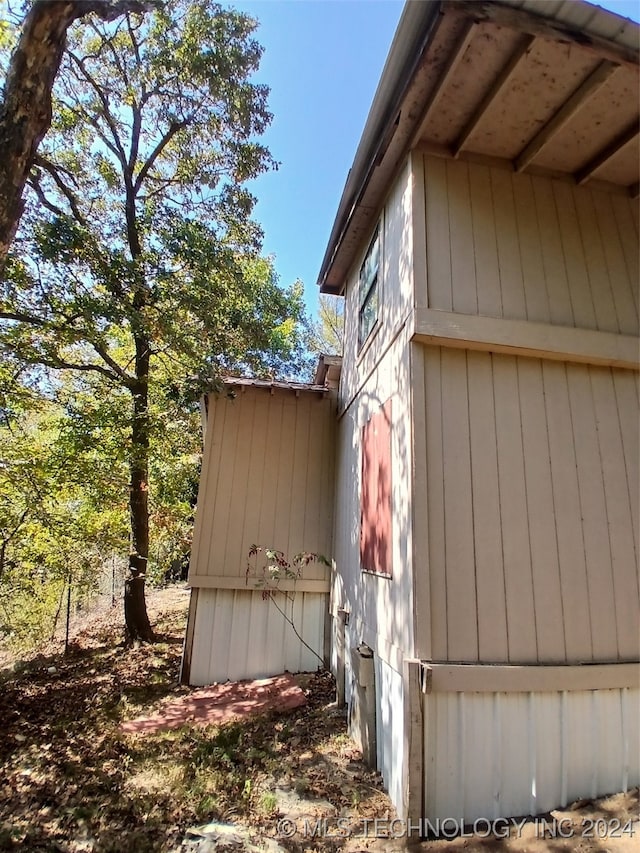 view of side of home