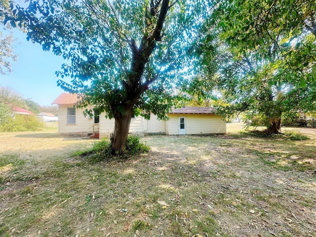 1721 Bighill Ave, Pawhuska, OK 74056 - view of yard