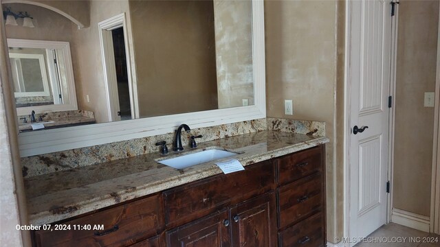 bathroom featuring vanity