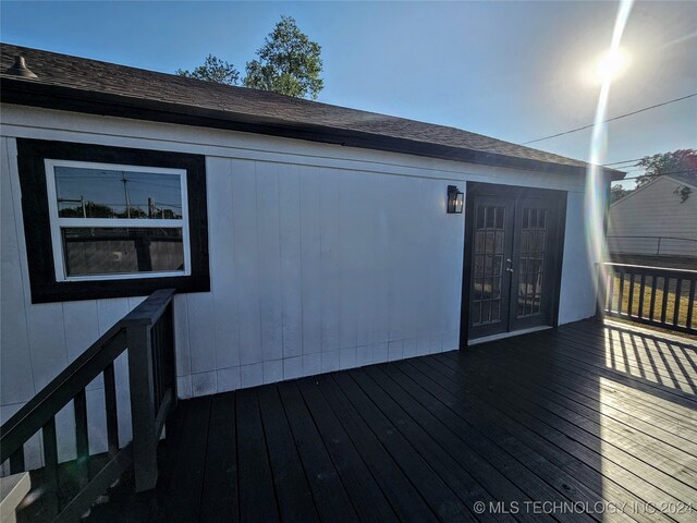 2532 N Martin Luther King Jr Blvd, Tulsa, OK 74106 - deck with french doors
