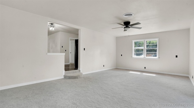 711 NW Elizabeth St, Ardmore, OK 73401 - unfurnished room with ceiling fan and carpet