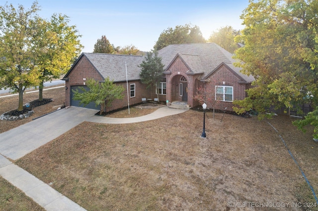 view of front of home featuring a garage