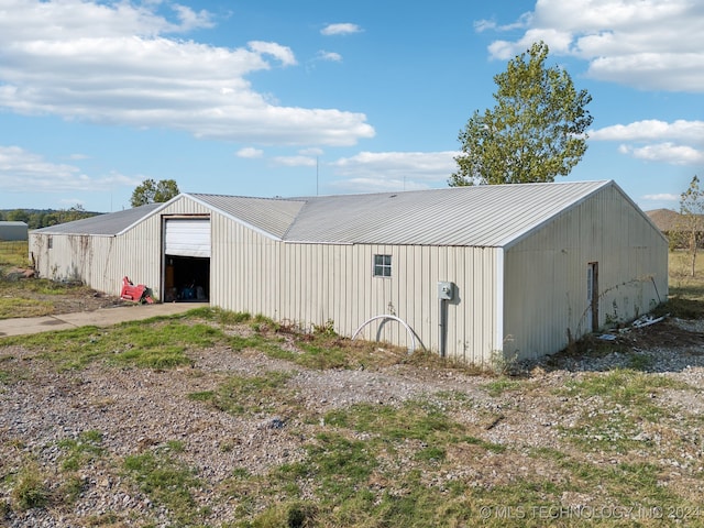 view of outdoor structure