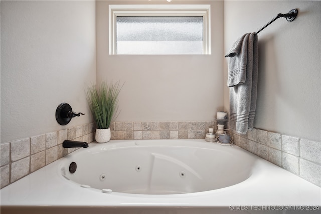 bathroom featuring a bathing tub