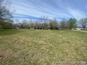 923 S Choctaw Ave, Bartlesville OK, 74003 land for sale