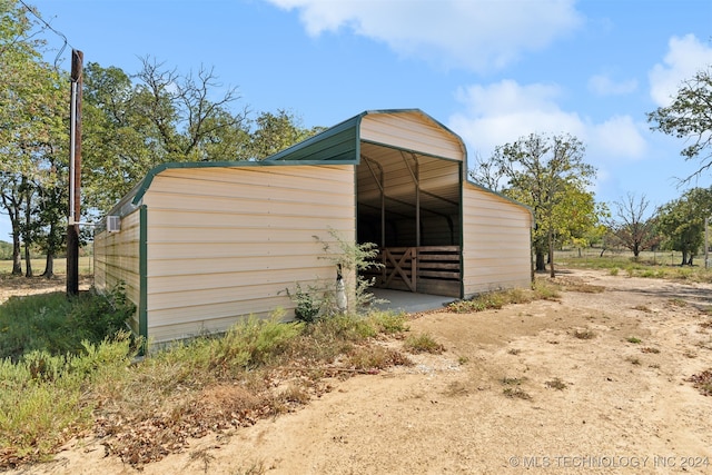 view of outbuilding