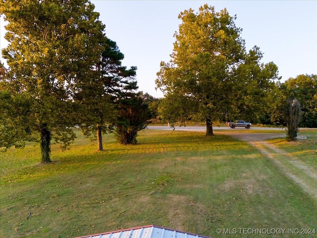 711 E Iowa, Whitefield, OK 74472 - view of yard