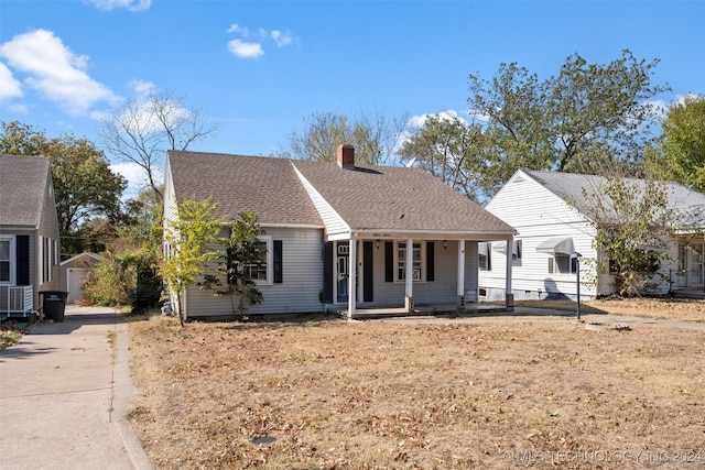 view of front of house with covered porch