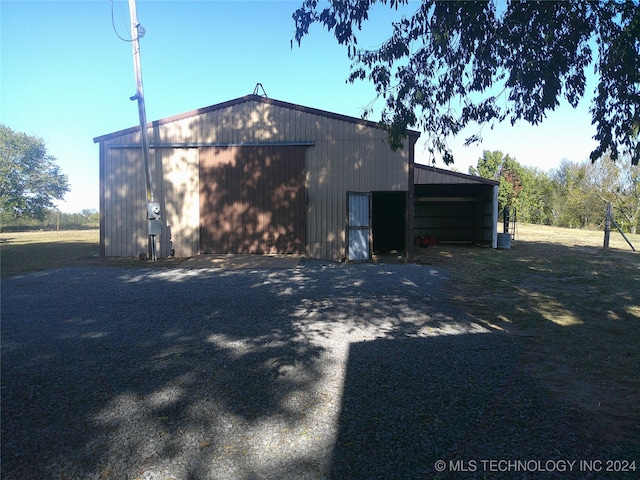 view of outdoor structure