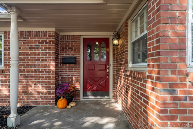 view of property entrance