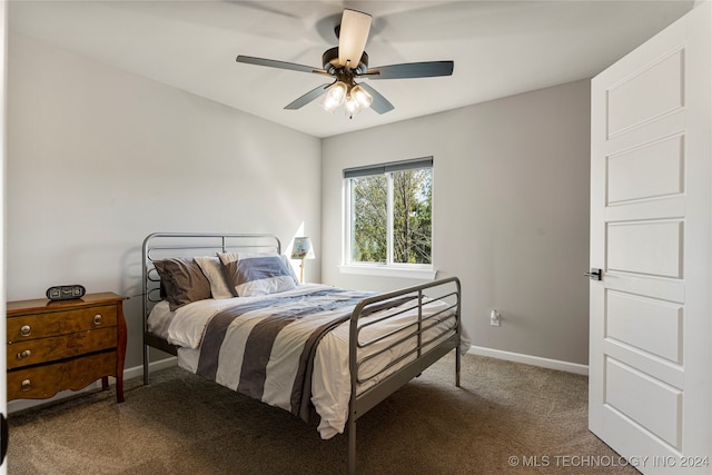 bedroom with carpet and ceiling fan