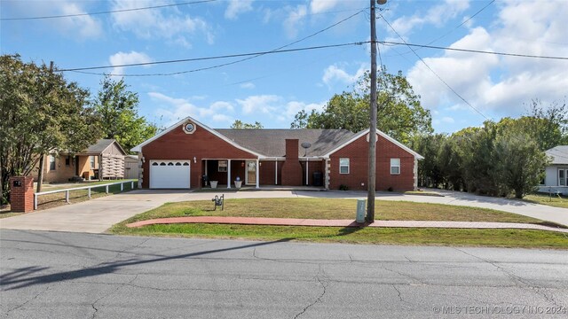 924 9th SE, Ardmore OK, 73401, 3 bedrooms, 2 baths house for sale