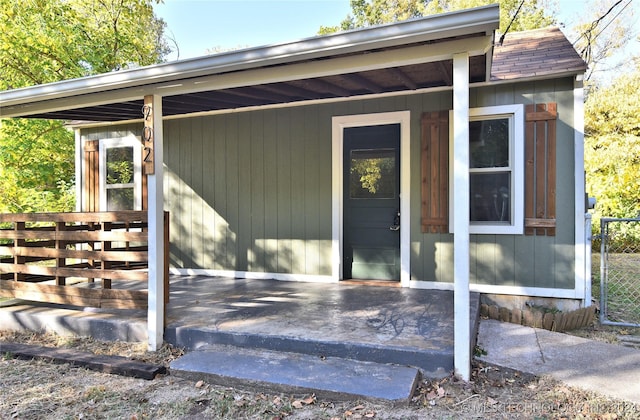 view of entrance to property