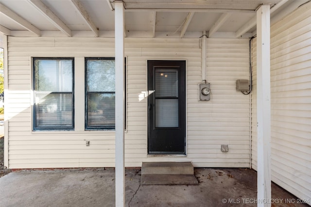 921 D NW, Ardmore, OK 73401 - property entrance