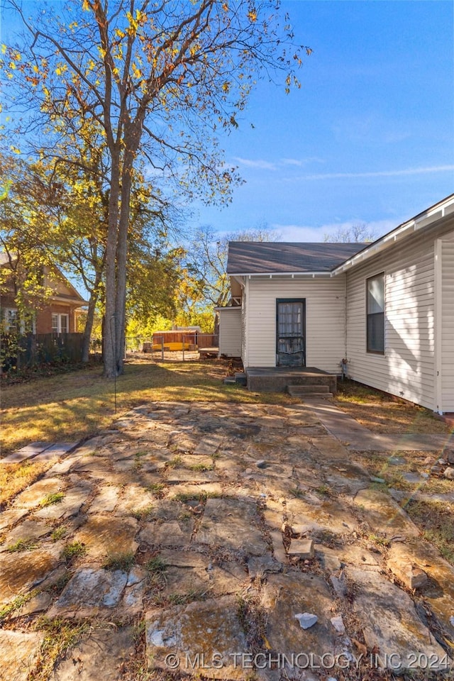 921 D NW, Ardmore, OK 73401 - view of yard