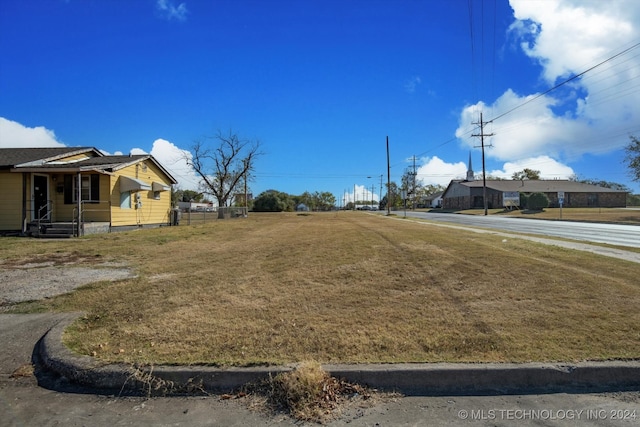 Listing photo 3 for 610 S Bucy Ave, Bartlesville OK 74003