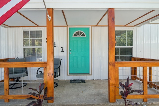 view of entrance to property