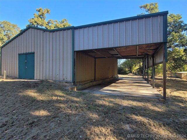 view of outbuilding