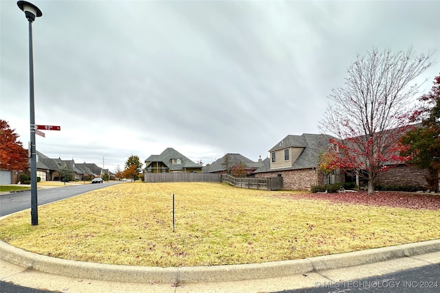 Listing photo 2 for 4420 E 93rd Pl, Tulsa OK 74137