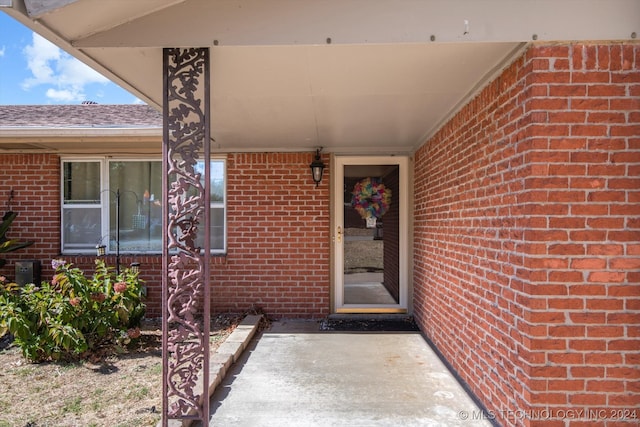 view of doorway to property