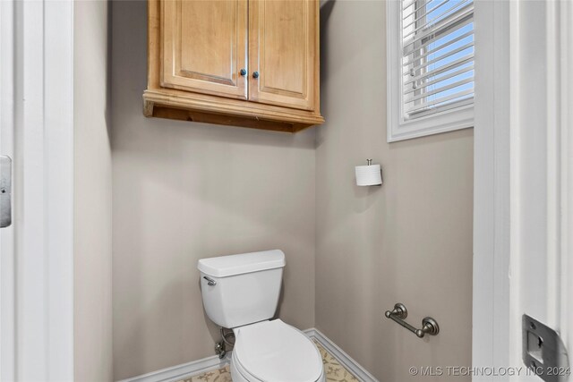 bathroom with toilet