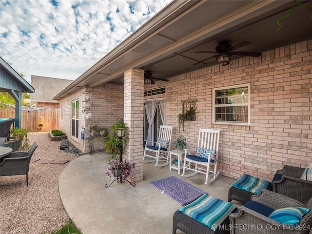 view of patio with ceiling fan