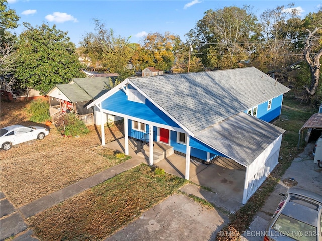 view of front facade featuring covered porch