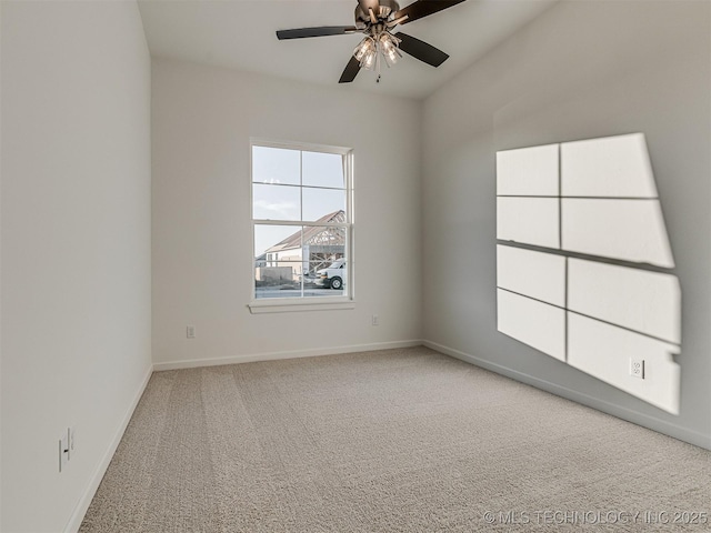 unfurnished room featuring carpet flooring and ceiling fan