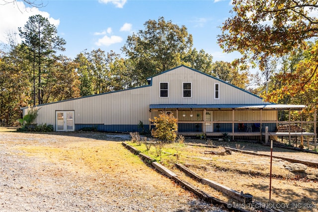 view of front of property