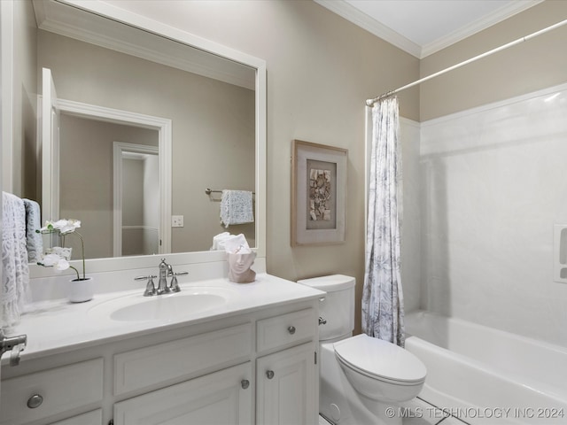 full bathroom with vanity, toilet, crown molding, and shower / tub combo with curtain