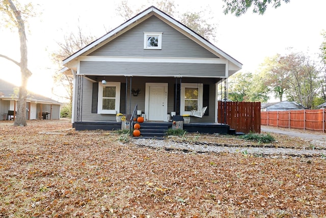 bungalow-style home with covered porch