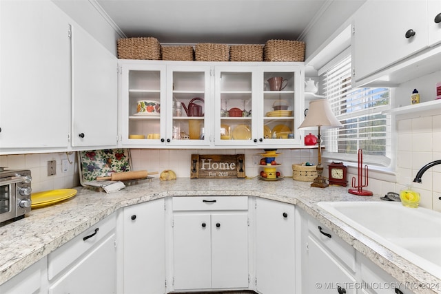 pantry featuring sink