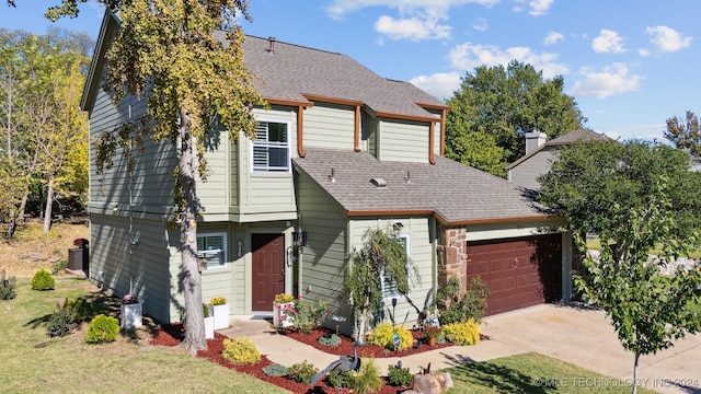 view of front of house with a garage