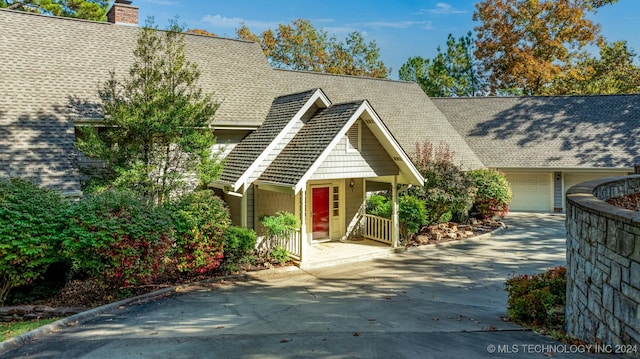 view of front of home featuring a garage