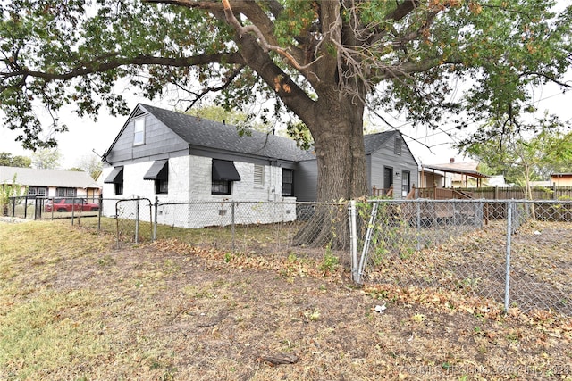 view of property exterior