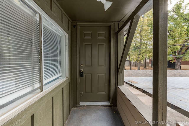 view of entrance to property