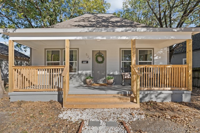 bungalow featuring a porch