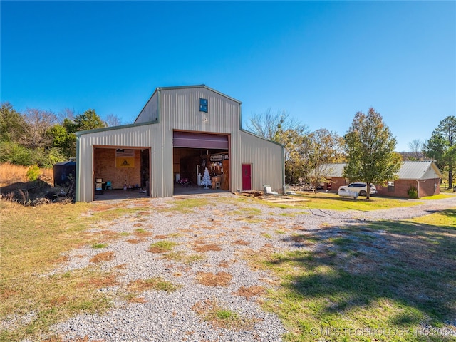 detached garage with driveway