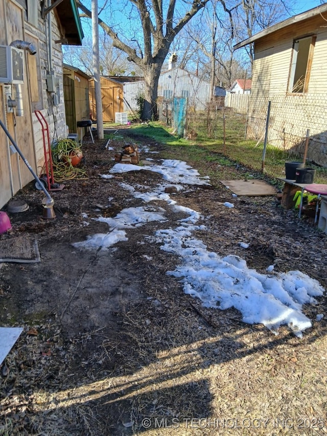 view of yard featuring fence