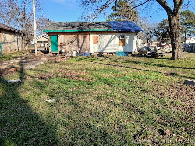 exterior space with a lawn