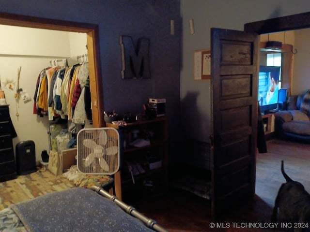 bedroom with a closet