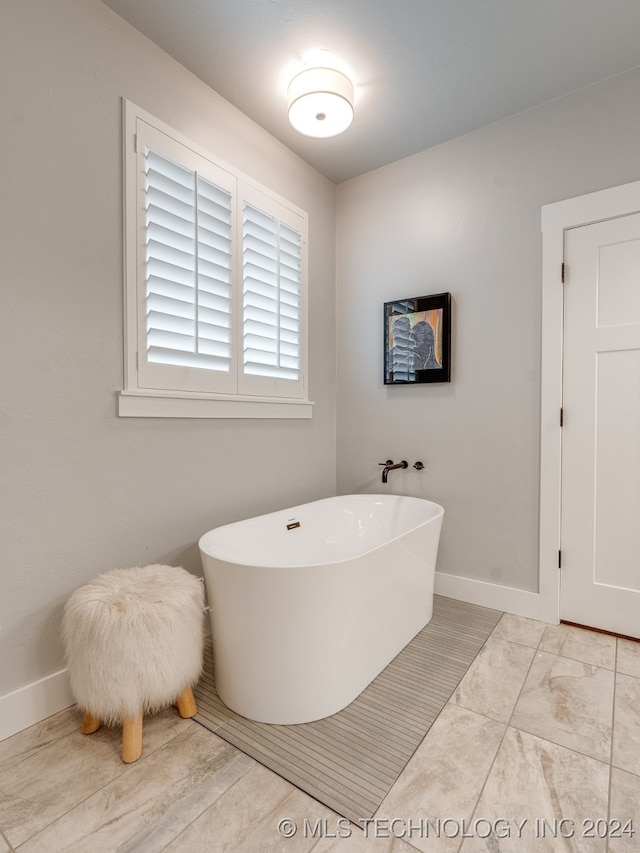 bathroom with a bathtub