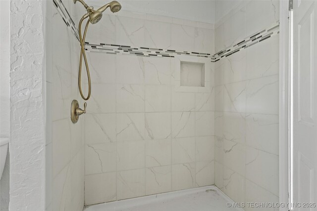 7740 Swayback, Sulphur, OK 73086 - bathroom with a tile shower and toilet