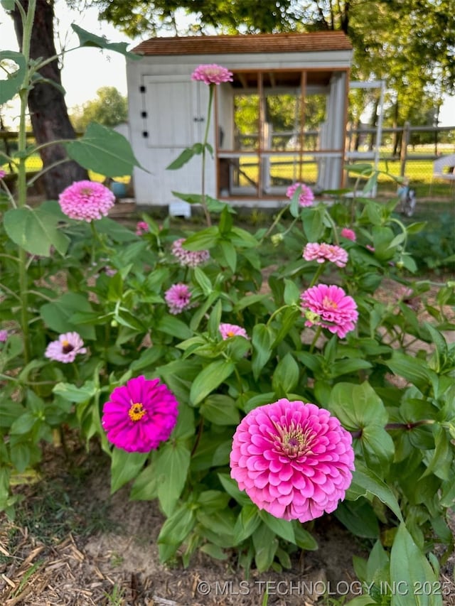 exterior view of fence