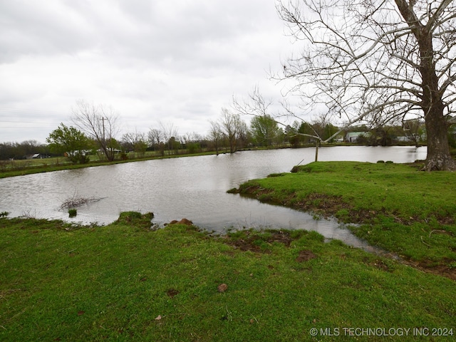 Listing photo 2 for W Burchett Rd, Tahlequah OK 74464