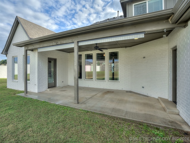 view of patio / terrace featuring ceiling fan